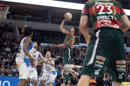 Primera final de la Liga Uruguaya de Basquetbol entre Aguada y Malvín, en el Antel Arena. · Foto: Ricardo Antúnez Primera final de la Liga Uruguaya de Basquetbol entre Aguada y Malvín, en el Antel Arena. · Foto: Ricardo Antúnez