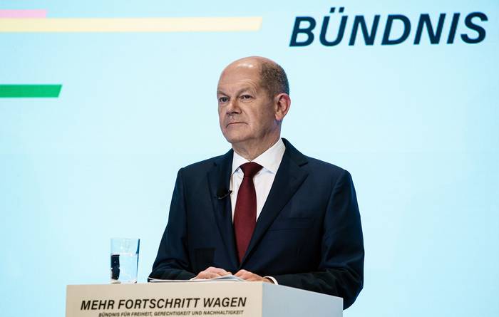 Olaf Scholz durante la presentación del acuerdo de la coalición, este 24 de noviembre, en Berlín, Alemania. · Foto: Clemens Bilan, EFE