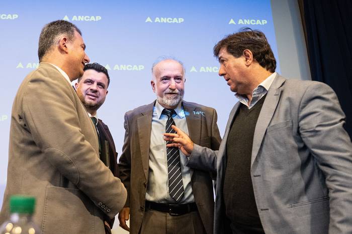 Alejandro Stipanicic, Diego Durand, Daniel Lamela y Richard Charamelo, en el edificio central de ANCAP (12.09.2023). · Foto: Mara Quintero