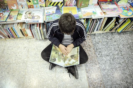 Feria del Libro Infantil y Juvenil en la Intendencia de Montevideo (archivo, mayo de 2016). · Foto: Javier Calvelo, adhocFOTOS Feria del Libro Infantil y Juvenil en la Intendencia de Montevideo (archivo, mayo de 2016). · Foto: Javier Calvelo, adhocFOTOS