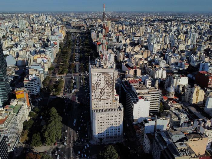 Avenida 9 de Julio, en Buenos Aires (archivo, mayo de 2022). · Foto: Luis Robayo, AFP