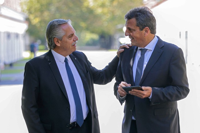 Alberto Fernández y Sergio Massa en la residencia presidencial de Olivos, el 20 de abril de 2023. · Foto: Esteban Collazo, presidencia argentina
