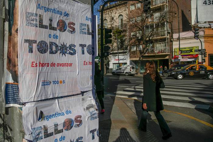 Propaganda electoral, el viernes, en el centro de Buenos Aires. · Foto: Demian Alday Estévez, EFE