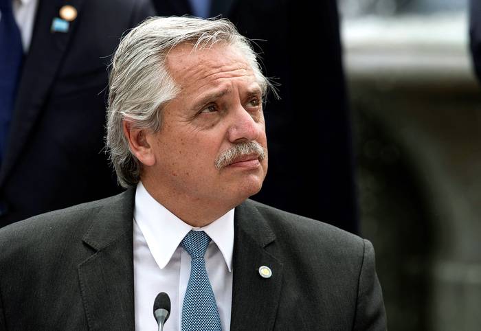 Alberto Fernández, el 26 de enero de 2021, en el Palacio de la Moneda, en Santiago de Chile. · Foto: Alberto Valdes, EFE