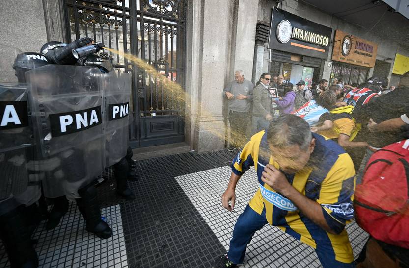 argentina omyPensionersProtest