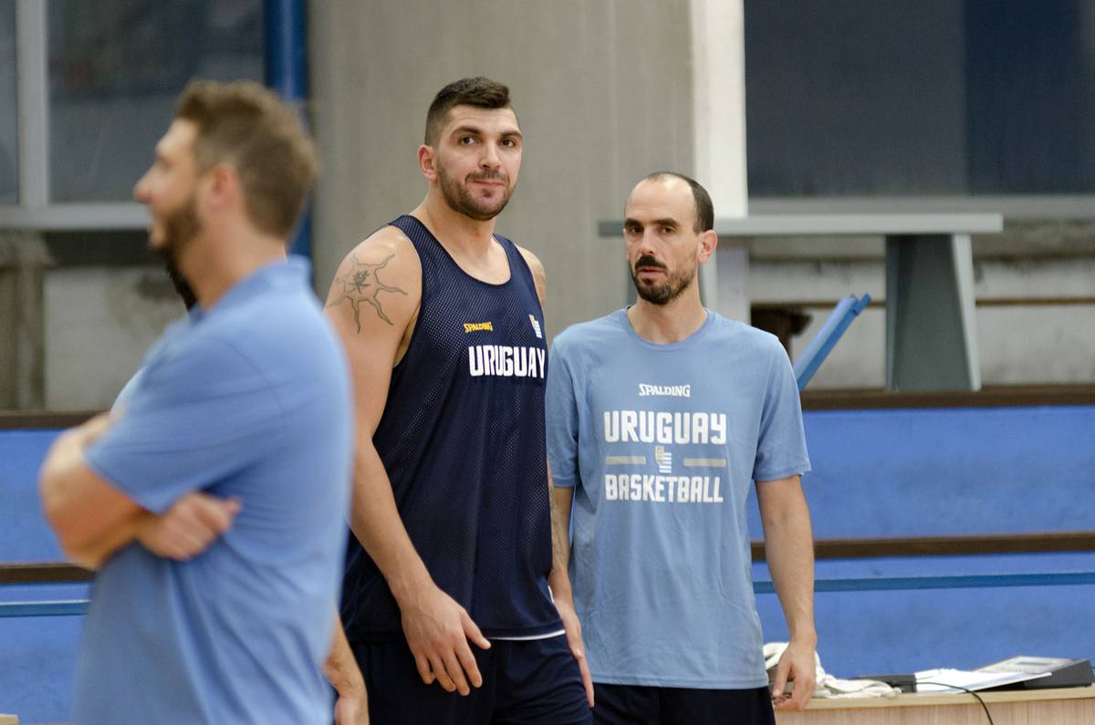 Uruguay se enfrentará a Brasil y Chile por las Eliminatorias para el  Mundial de Básquetbol | la diaria | Uruguay