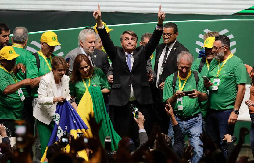 brasil 000_32GB7CW