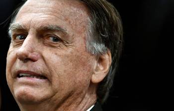 Jair Bolsonaro durante una sesión del Tribunal Supremo de Brasil, el 10 de junio, en Brasilia. · Foto: Evaristo Sa, AFP