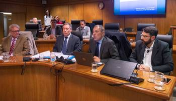 Leonardo Di Doménico, Martín Vallcorba, Gabriel Oddone y Ariel Cancio, el 29 de mayo, durante la comisión de la Caja de Profesionales. · Foto: Gianni Schiaffarino