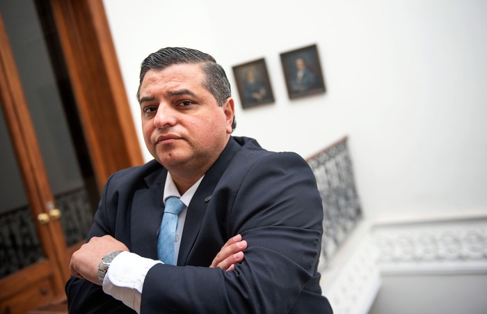 Luis Calabria en la sede del Partido Nacional. · Foto: Gianni Schiaffarino