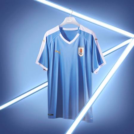 Indumentaria titular de Uruguay. Foto: Puma. Indumentaria titular de Uruguay. Foto: Puma.