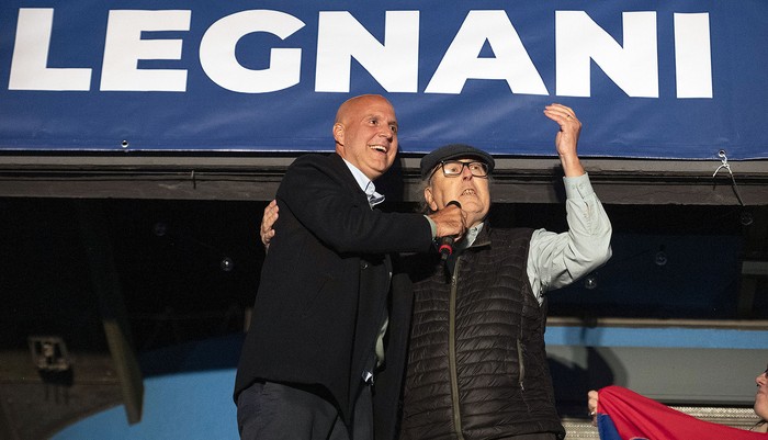 Francisco Legnani y Marcos Carámbula, el 11 de mayo, en Canelones. · Foto: Alessandro Maradei