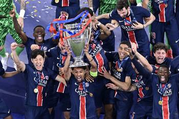 Los jugadores de PSG festejan luego de obtener la Champions League, el 31 de mayo, en Múnich. · Foto: Kirill Kudryavstsev, AFP