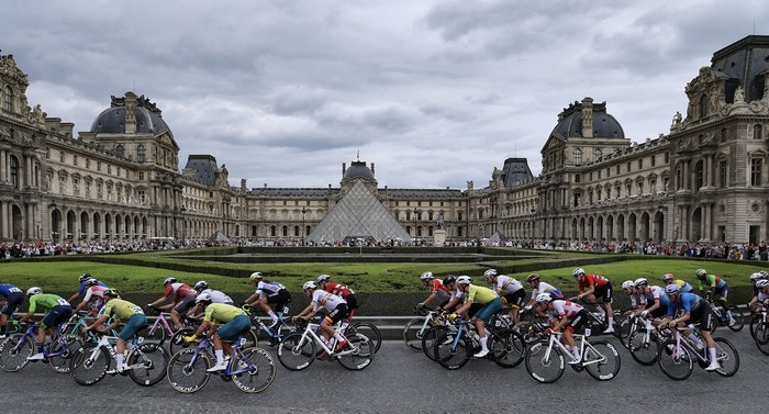 Ciclismo masculino, el 3 de agosto, en París. · Foto: David Gray, AFP