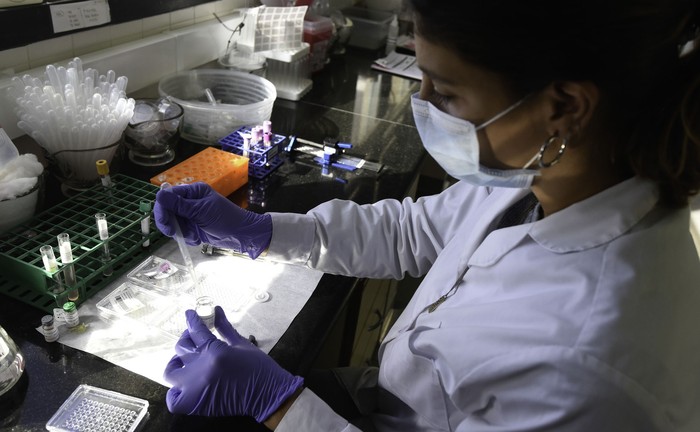 Foto principal del artículo 'Las definiciones que están y las que faltan en torno al sistema de ciencia, tecnología e innovación en Uruguay' · Foto: Federico Gutiérrez
