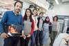 Marcelo Hill, Maite Duhalde, Mercedes Segovia, Sofía Russo, Mathias Jeldres, Valentina Pérez y Sabina Victoria.
· Foto: Ricardo Antúnez Marcelo Hill, Maite Duhalde, Mercedes Segovia, Sofía Russo, Mathias Jeldres, Valentina Pérez y Sabina Victoria.
· Foto: Ricardo Antúnez
