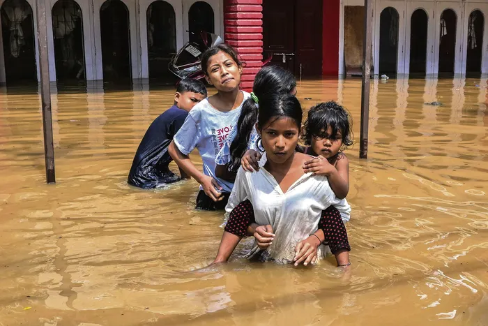 Inundación en Guwahati, India, el 20 de abril. · Foto: Biju Boro, AFP