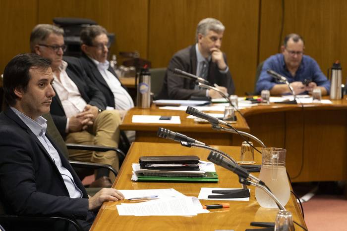 Integrantes de la coalición en la comisión sobre el financiamiento de los partidos políticos. · Foto: Ernesto Ryan