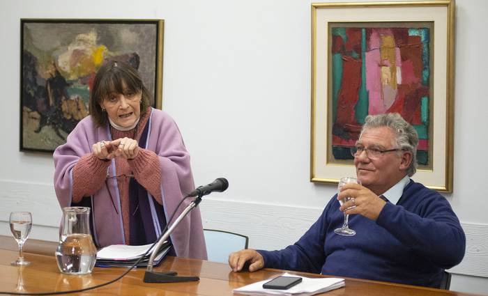 Daysi Iglesias y Julián Mazzoni, este lunes, en la sede de ANEP. · Foto: Alessandro Maradei
