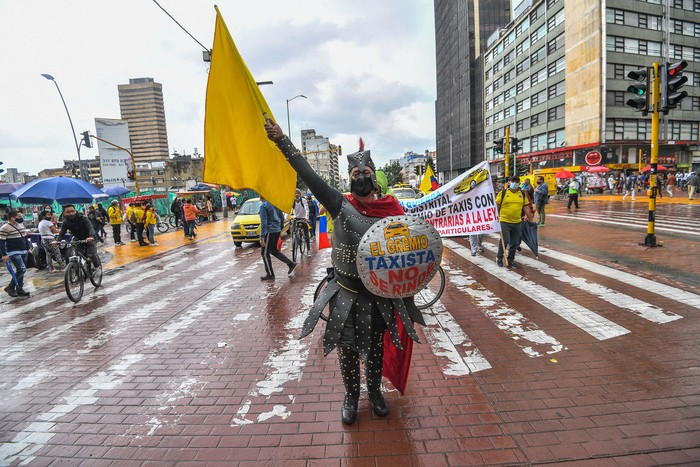 Protestas contra un proyecto de reforma tributaria lanzado por el presidente Iván Duque, ayer, en Bogotá. · Foto: Juan Barreto, AFP