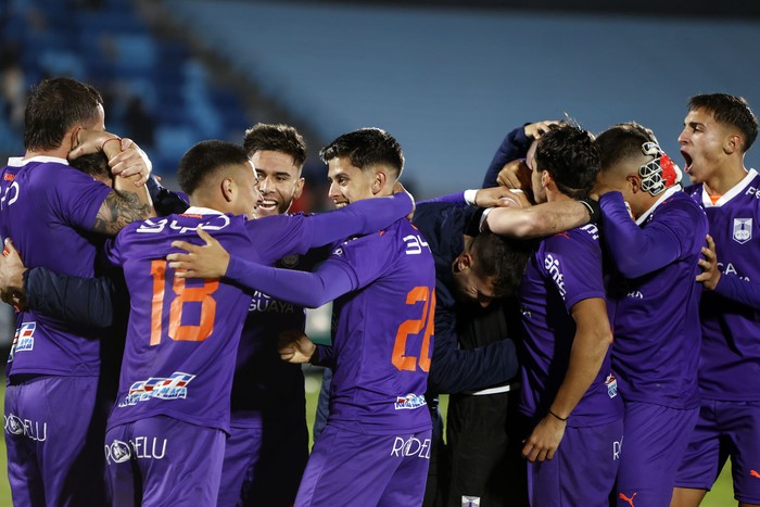 Defensor campeón de la Copa AUF Uruguay 2024 (archivo, mayo de 2024). · Foto: Camilo dos Santos