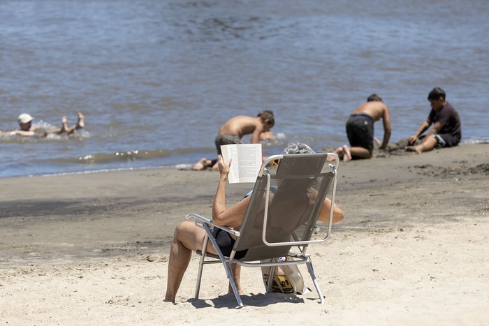 Playa Ramírez, Montevideo (archivo, enero de 2025). · Foto: Rodrigo Viera Amaral