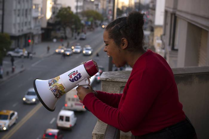 Foto: Julian Pereyra, Zoom a Tu Voz 