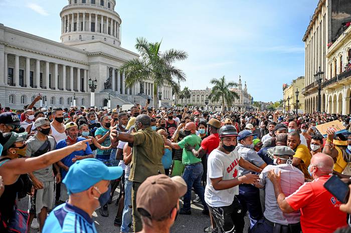Manifestación contra el gobierno del presidente cubano Miguel Díaz-Canel, el 11 de julio de 2021, en La Habana.