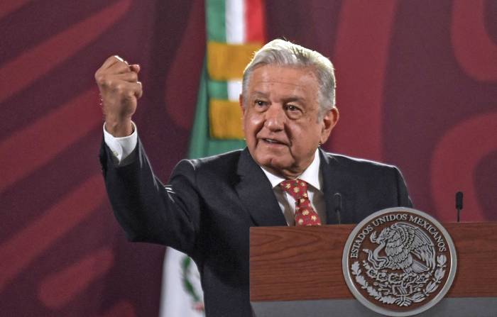 Andrés Manuel López Obrador, presidente de México, este lunes, durante la conferencia de prensa matutina diaria en la Ciudad de México. · Foto: Pedro Pardo, AFP