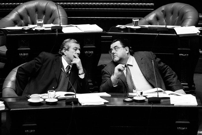 Enrique Antía y Eber Da Rosa, en el senado. / Foto: Pablo Nogueira (archivo, agosto de 2009)