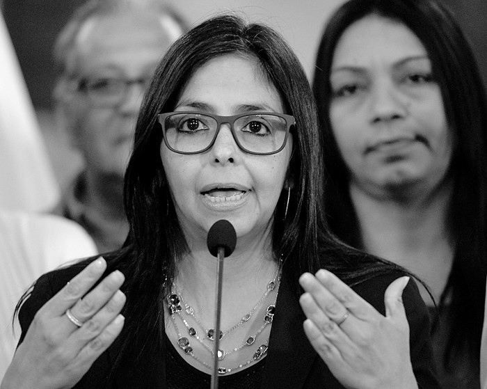 Delcy Rodríguez, durante una conferencia de prensa en Caracas. Foto: Federico Parra / AFP (archivo, diciembre de 2016)
