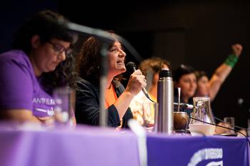 Representantes de la Intersocial Feminista en la sede del PIT CNT Representantes de la Intersocial Feminista en la sede del PIT CNT
