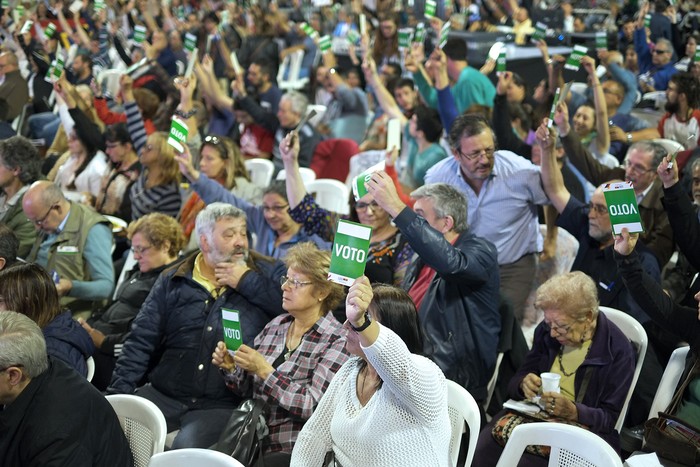 Congreso del Frente Amplio en el Palacio Peñarol. Archivo, diciembre 2018. · Foto: Pablo Vignali