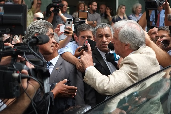Tabaré Vázquez discute con productores en el Ministerio de Ganadería, Agricultura y Pesca. Foto: Pablo Vignali