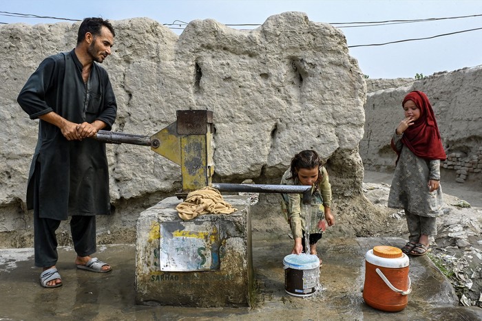Campo de refugiados de Khurasan, a las afueras de Peshawar en Afganistán, el 10 de agosto. · Foto: Abdul Majeed, AFP 