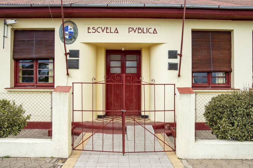 20230930 ECONOMIA escuela publica