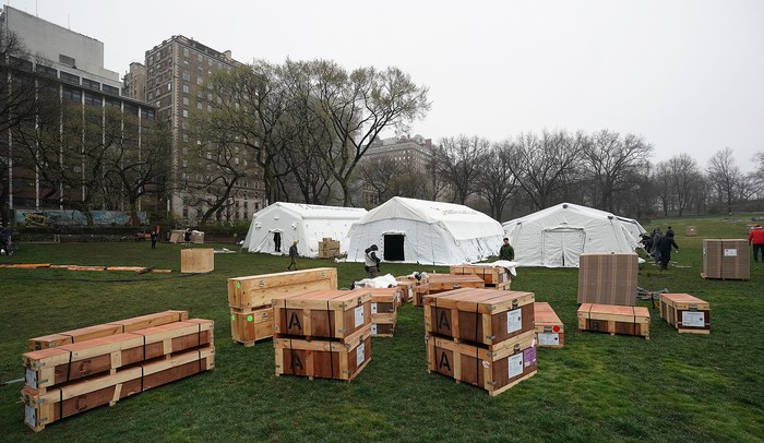 Hospital de emergencia en el Central Park, ayer, en Nueva York.
 · Foto: Bryan R. Smith, EFE