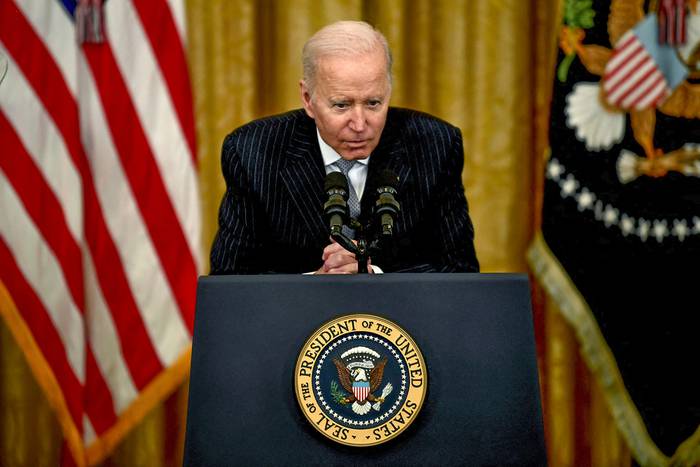 Joe Biden en el Salón Este de la Casa Blanca, en Washington (02.02.2022). · Foto: Brendan Smialowski, AFP
