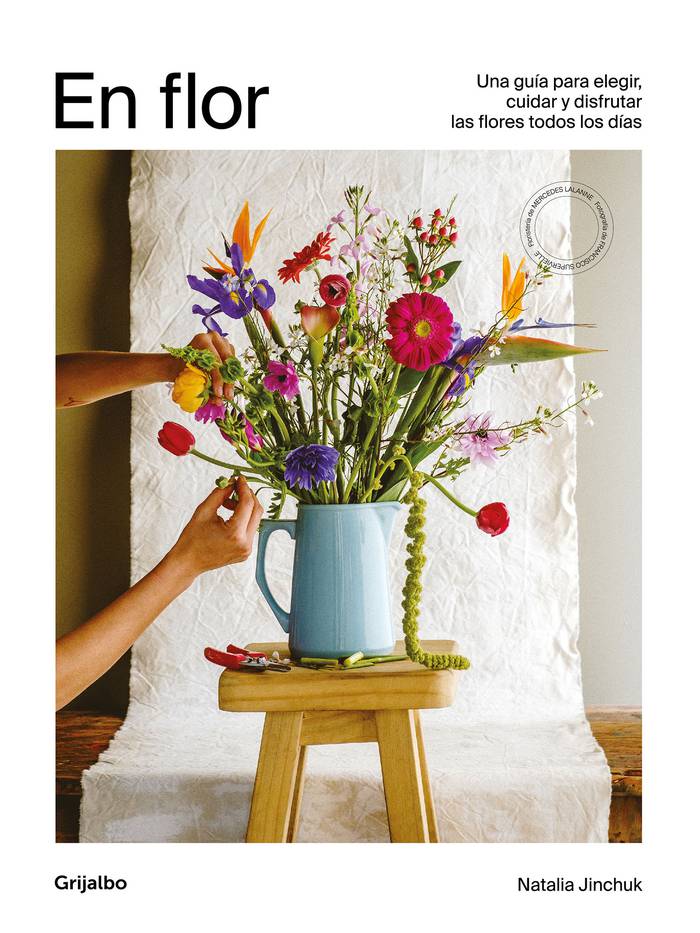 Foto principal del artículo 'Una guía para la identificación, compra, recolección y manejo de las flores'
