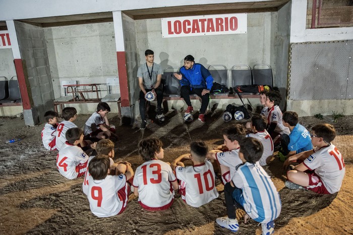 Entrenamiento del club Relámpago en Malvín (archivo, agosto de 2023). · Foto: Martín Varela Umpiérrez