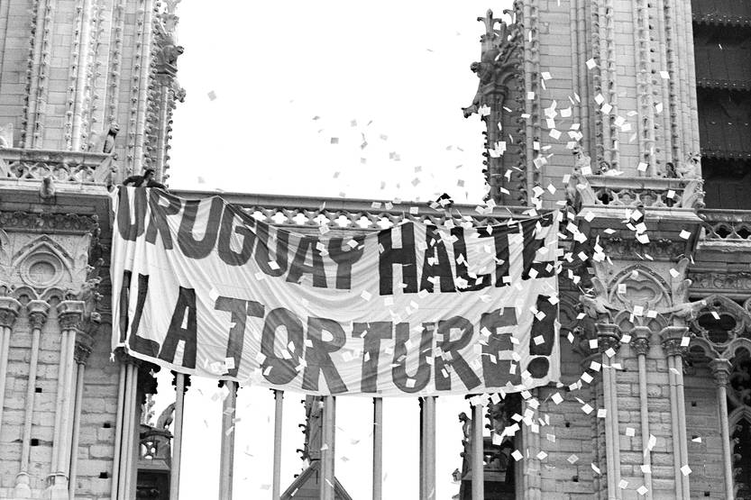 le monde 19 - Un país convertido en prisión