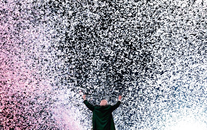 Andrés Manuel López Obrador, en el estadio Azteca de la Ciudad de México, el 27 de junio de 2018. · Foto: Alfredo Estrella, AFP