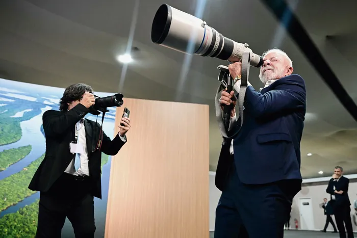Lula da Silva es fotografiado por Ricardo Stuckert en una conferencia de prensa en la COP30 de Naciones Unidas, en Belén, Brasil, el 19 de noviembre de 2025. · Foto: Pablo Porciúncula, AFP