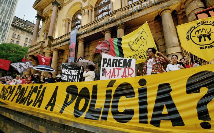 Protesta contra la violencia policial en San Pablo, Brasil, el 5 de diciembre de 2024. · Foto: Nelson Almeida, AFP