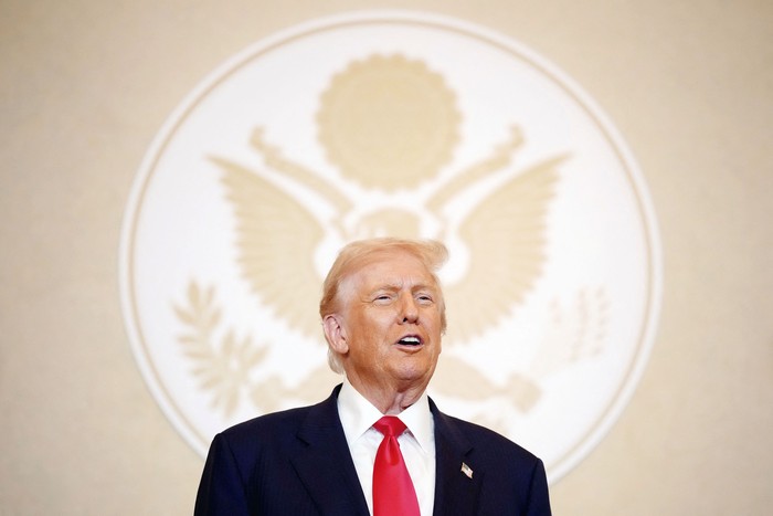 Donald Trump en la residencia del embajador de Estados Unidos, el 28 de octubre, en Tokio, Japón. · Foto: Andrew Harnik, Getty Images, AFP