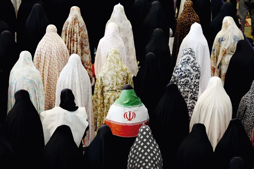 le monde 50 - Los trovadores de la guerra