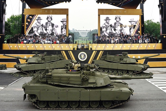 Durante el desfile del 250º Aniversario del Ejército en Washington, D. C., el 14 de junio, coincidiendo con el 79º cumpleaños del presidente Donald Trump. · Foto: Mandel Ngan, AFP