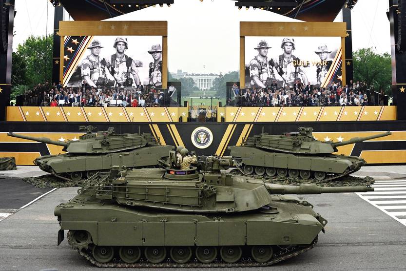 le monde 45 - Trump pasa revista