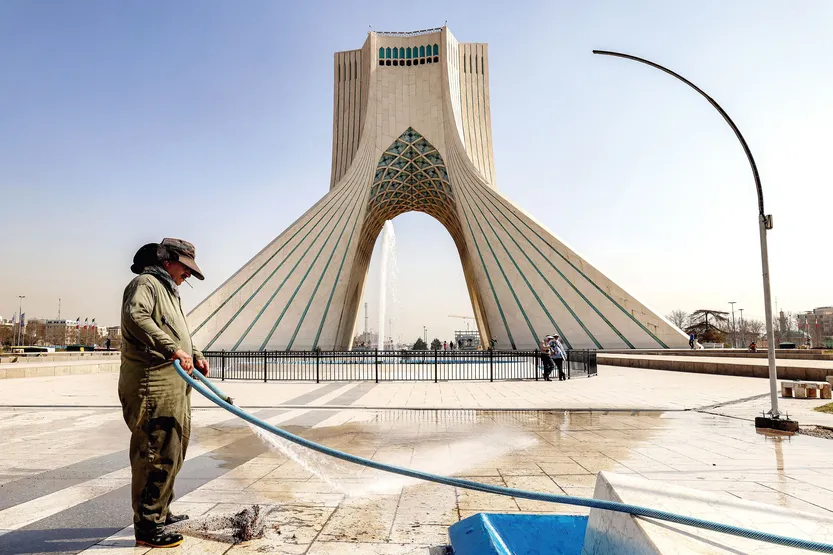 le monde 49 - La instauración de la República Islámica en Irán