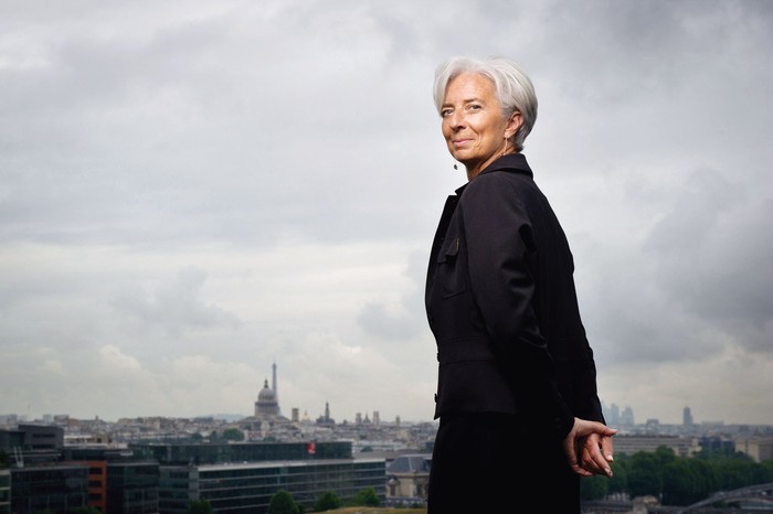 Christine Lagarde en el helipuerto del Ministerio de Economía de Francia, en París. · Foto: Martin Bureau, AFP Christine Lagarde en el helipuerto del Ministerio de Economía de Francia, en París. · Foto: Martin Bureau, AFP